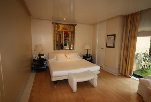 Sale - Piso -
Barcelona