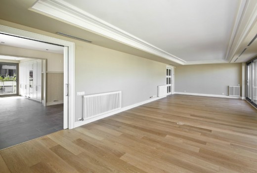 Sale - Piso -
Barcelona