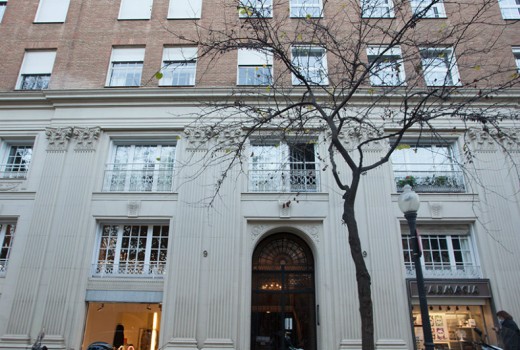 Sale - Piso -
Barcelona