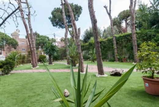 Sale - Chalet -
Castelldefels