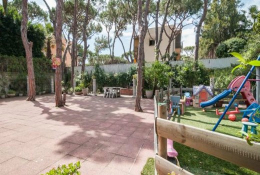 Sale - Chalet -
Castelldefels