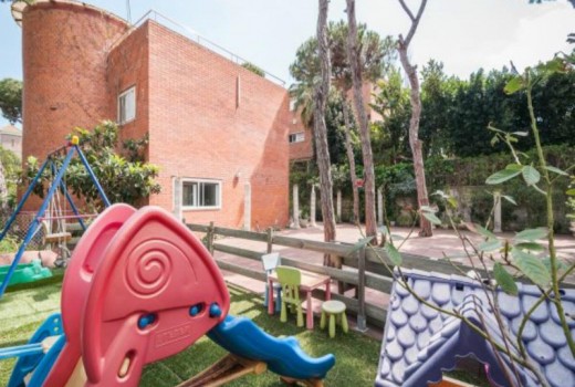 Sale - Chalet -
Castelldefels