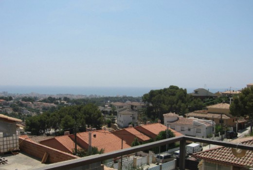 Sale - Chalet -
Calafell