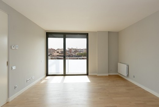 Sale - Piso -
Barcelona