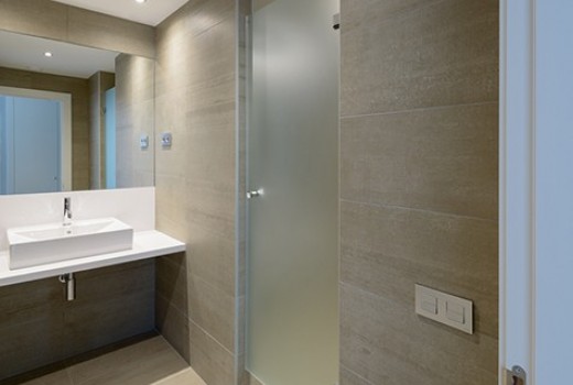 Sale - Piso -
Barcelona