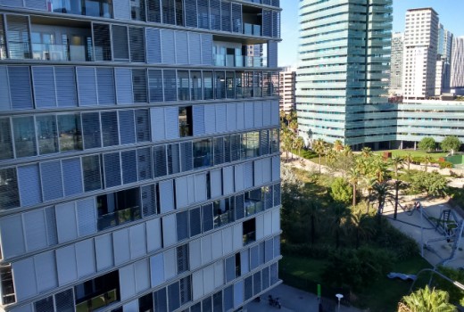 Sale - Piso -
Barcelona