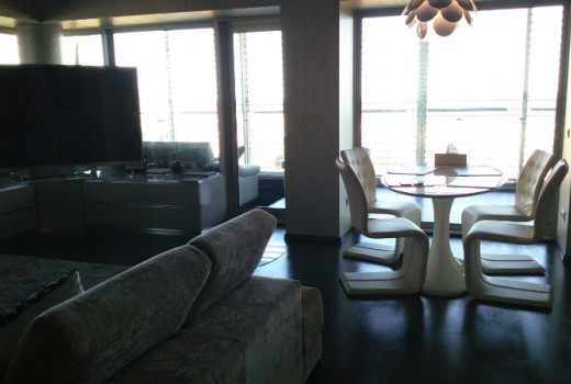 Sale - Piso -
Barcelona