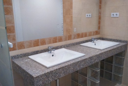 Sale - Piso -
Barcelona