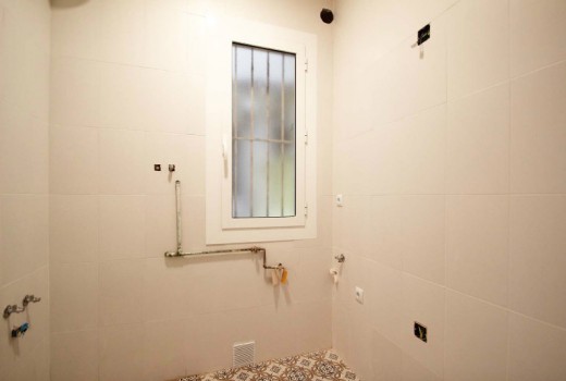 Venda - Piso -
Barcelona