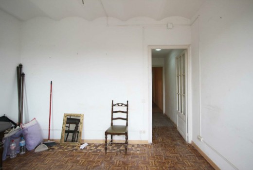 Venda - Piso -
Barcelona