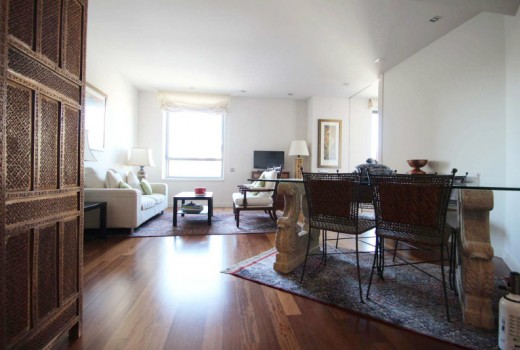 Sale - Piso -
Barcelona