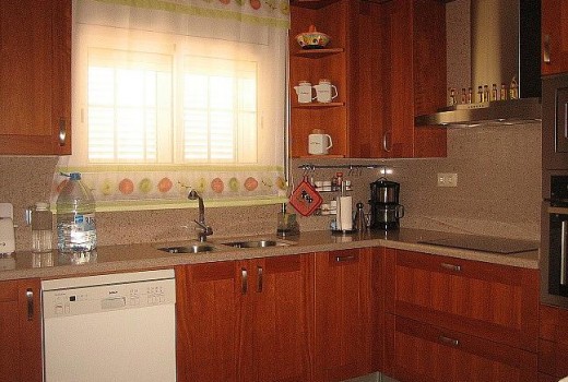 Sale - Adosado -
Coma Ruga