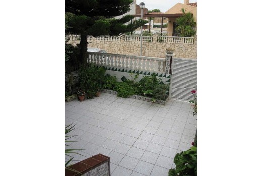 Sale - Adosado -
Coma Ruga