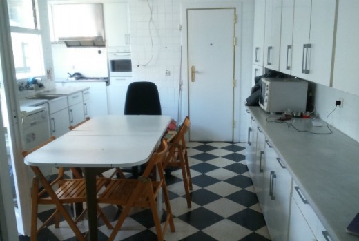 Sale - Piso -
Barcelona