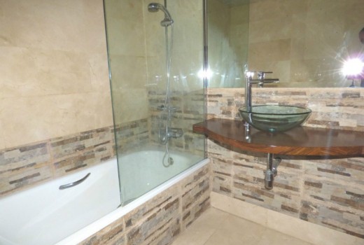 Sale - Piso -
Barcelona