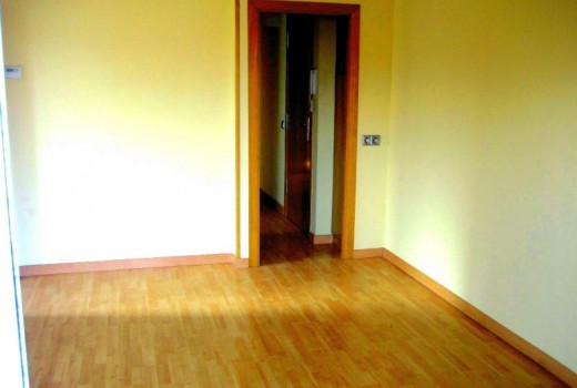 Продажа - Piso -
Barcelona