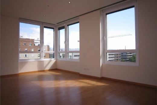 Sale - Piso -
Barcelona