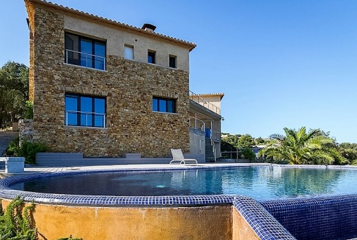 Sale - Chalet -
Patja de Aro - Sant Feliu de Guixols - Sant Antoni de Calonge - Costa