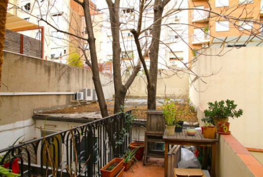 Sale - Piso -
Barcelona