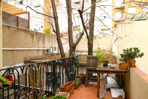 Sale - Piso -
Barcelona