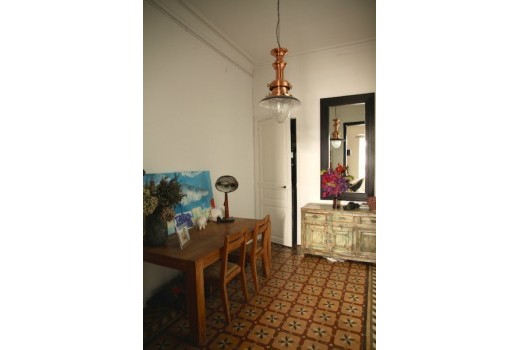 Sale - Piso -
Barcelona