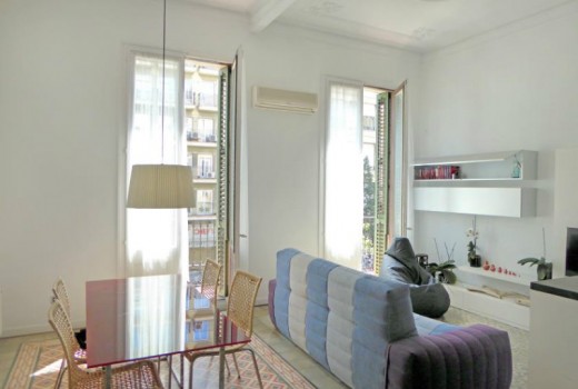 Sale - Piso -
Barcelona