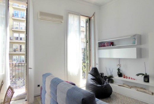Sale - Piso -
Barcelona