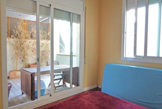 Sale - Piso -
Barcelona