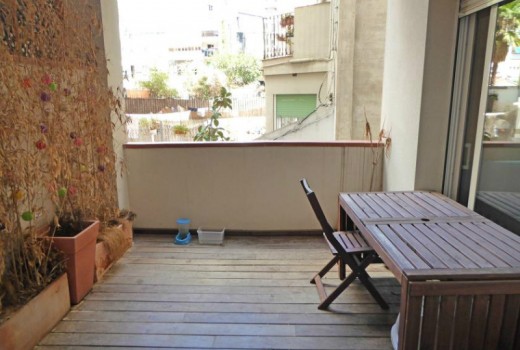 Sale - Piso -
Barcelona