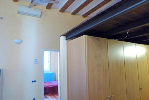 Sale - Piso -
Barcelona