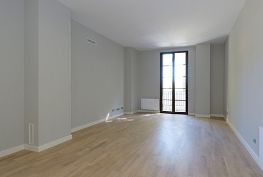 Sale - Piso -
Barcelona