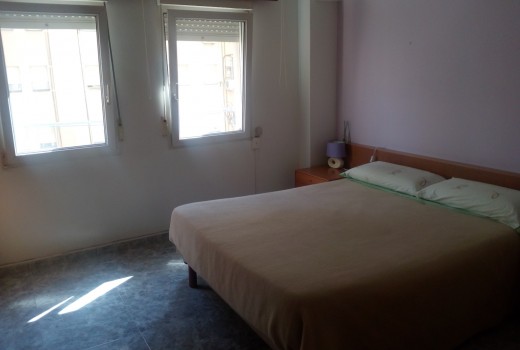 Sale - Piso -
Barcelona