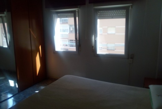 Sale - Piso -
Barcelona