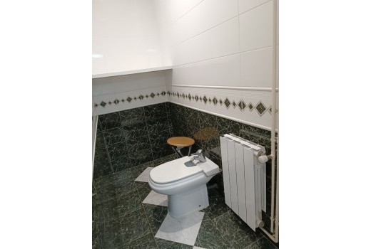 Sale - Piso -
Calafell