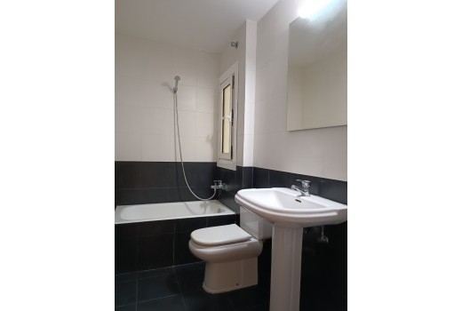 Sale - Piso -
Calafell