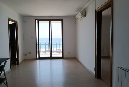 Sale - Piso -
Calafell