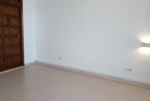 Sale - Piso -
Calafell