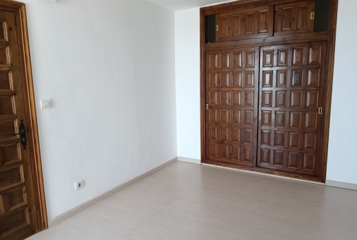 Sale - Piso -
Calafell