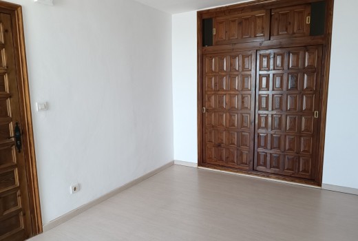 Sale - Piso -
Calafell