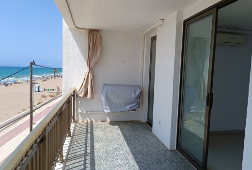 Sale - Piso -
Calafell