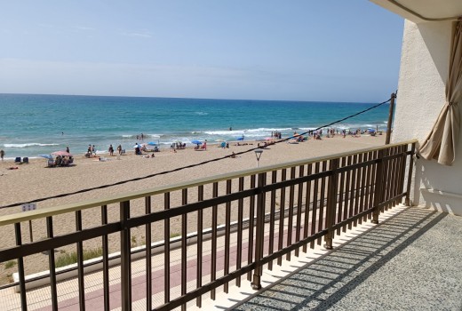 Sale - Piso -
Calafell