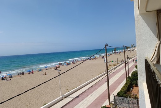 Sale - Piso -
Calafell