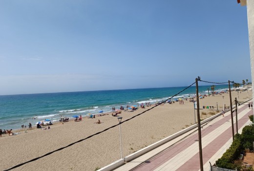 Sale - Piso -
Calafell