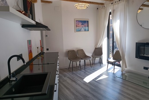 Sale - Piso -
Barcelona - El Gòtic