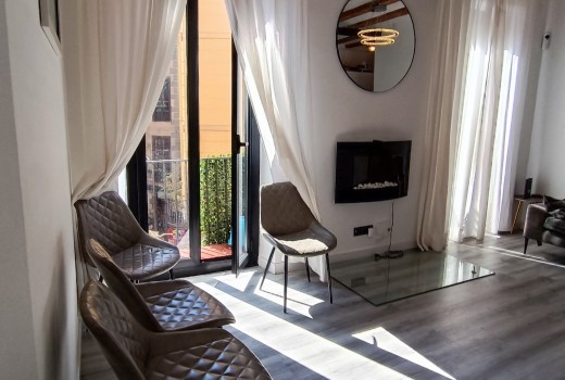 Sale - Piso -
Barcelona - El Gòtic