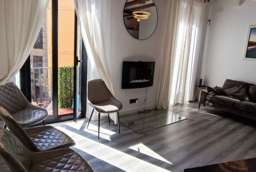 Sale - Piso -
Barcelona - El Gòtic