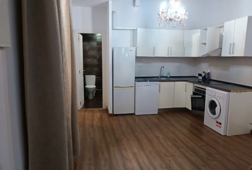 Sale - Piso -
Barcelona - El Gòtic