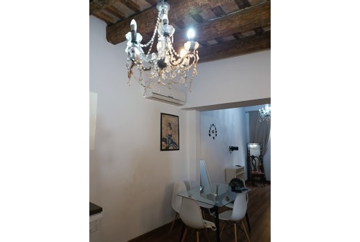 Sale - Piso -
Barcelona - El Gòtic