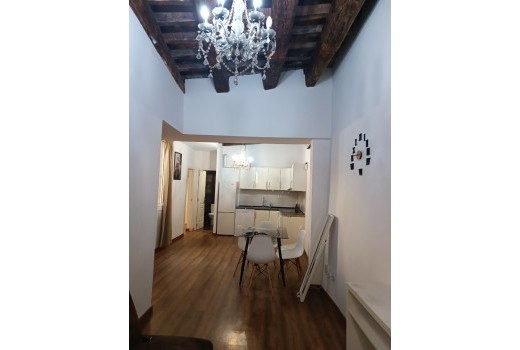 Sale - Piso -
Barcelona - El Gòtic