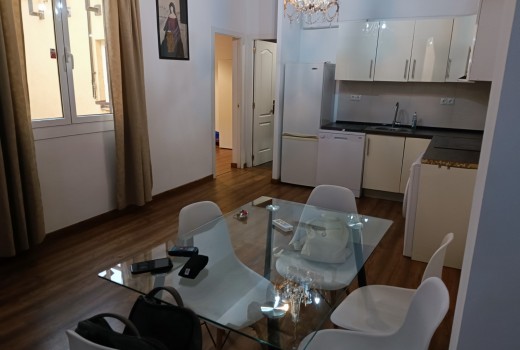 Sale - Piso -
Barcelona - El Gòtic